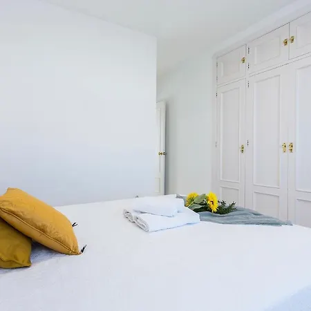Luminoso 3 2 Banos Parking Apartment